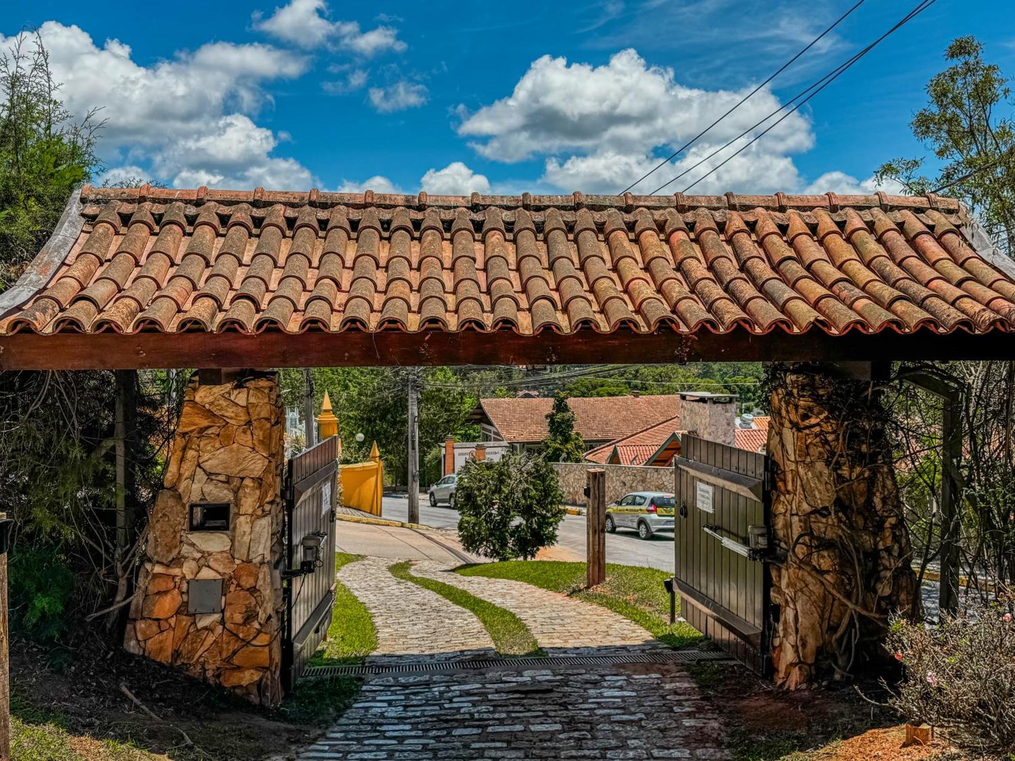 Mansao Nacional Inn Campos do Jordão Kültér fotó